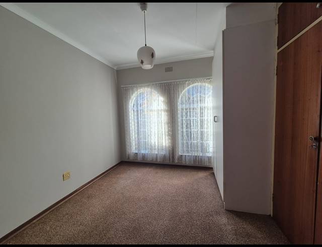 3 BEDROOM HOUSE FOR SALE IN STEELVIEW